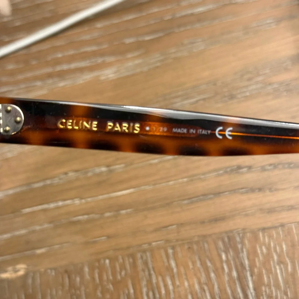 Tortoise Shell Square Sunglasses - Picture 5 of 6